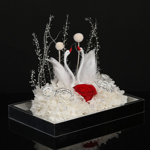 Rose éternelle sous cloche avec miroir, design créatif, luxe léger, fait main, Cygne blanc, pour la Fête de Qixi et la Saint-Valentin, pour les <span class=keywords><strong>amoureux</strong></span> - Product Image 2