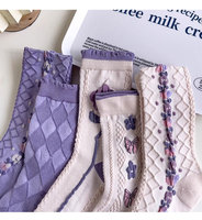 Fabricant de chaussettes PATON, vente en gros personnalisée, chaussettes amusantes rétro violettes printemps-été, chaussettes jacquard pour femmes.