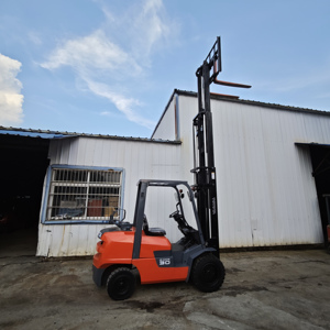 รถยกโตโยต้าญี่ปุ่นมือสอง ใช้แก๊ส LPG และแก๊สธรรมชาติ 3 ตัน สภาพดี - Product Image 4