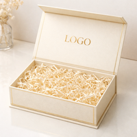 Coffret cadeau de vêtements pour nouveau-né pour une baby shower, boîte en papier magnétique personnalisée
