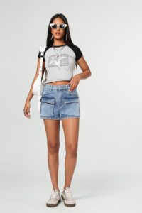 Shorts in Denim Stonewashed a Vita Alta con Tasche Cargo, Vestibilità Regolare, Stile Casual Estivo, Jeans da Donna - Product Image 3