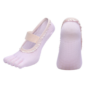 Chaussettes à cinq doigts inspirées du ballet moderne pour femmes, dos ouvert, dentelle à volants et grip en silicone à couverture intégrale - Product Image 6