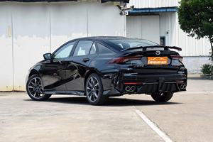 GAC Trumpchi Shadow Leopard 2024 coupé sportivo in stile 1.5T R 270 con un Look da pista e punte di scarico Quad - Product Image 5