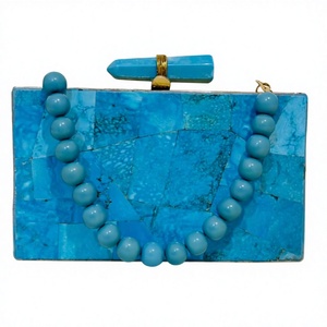 Bolso de Mano de Mosaico de Turquesa con Asa de Cuentas y Marco Dorado, Bolso de Piedra de Lujo Hecho a Mano para Fiestas, Bodas y Eventos - Product Image 1