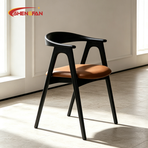 Sedie da Pranzo di Lusso in Stile Nordico, Struttura in Legno di Frassino Nero con Braccioli, Rivestimento in PU per Hotel e Appartamenti - Product Image 1