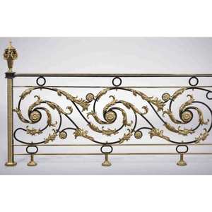 Balustrade de balcon en fer forgé de luxe, clôture décorative en métal doré, design de garde-corps pour terrasse extérieure de villa - Product Image 3