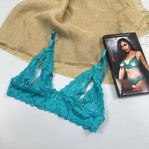 大きいサイズ レディース セクシー エロティック 単色 レース ランジェリーセット ブラ＆ショーツ 調節可能ストラップ ノンワイヤースチールリング - Product Image 2