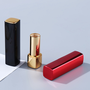 Красная губная помада золотая трубка - Product Image 2