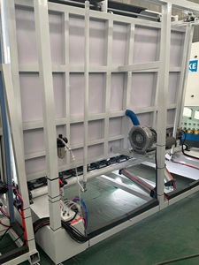 Ligne de production automatique d'unités de double vitrage YBKE avec convoyeur d'inspection LED, système de pressage IG à commande numérique - Product Image 6