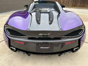 McLaren 570S Spider 2024 Usado - Coche Deportivo Convertible en Venta - Product Image 2