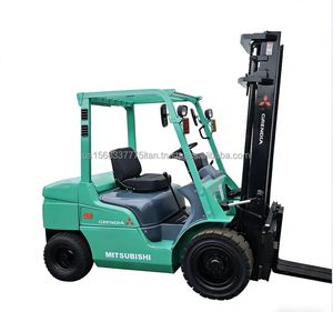 Chariot élévateur diesel Mitsubishi FD30 d'occasion, 3 tonnes, 4,5 m, 4x4, modèle 2023, avec garantie d'un an et garantie sur les composants essentiels - Product Image 1
