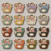 Broche en émail personnalisée, motif panier de couture, ciseaux vintage, badge de tailleur, bijou, cadeau, vente en gros, OEM ODM, broche de revers en métal