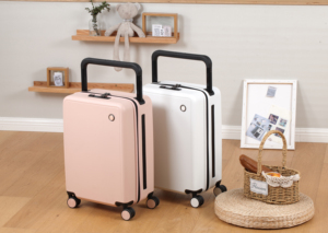 Valise d'embarquement personnalisée 20 \ "de large unisexe ABS + PC Bagages portables ODM Chargeur USB Roues pivotantes Double intérieur - Product Image 2