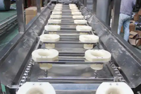 Machine de remplissage et de bouchage de bouteilles d'eau de 5 gallons, économique, de type linéaire