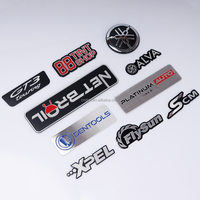 Emblèmes de logo de voiture en plastique ABS chromé 3D imperméable auto-adhésif personnalisé pour décalcomanie de carrosserie de voiture