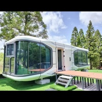 Logement mobile préfabriqué flottant hôtel péniche minuscule maison modulaire résistant à l'eau en bois panneau sandwich kiosques en acier