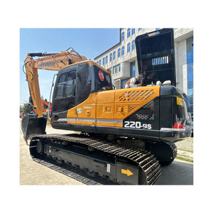 Excavadora de cadenas Hyundai 220LC-9S usada, de 22 toneladas, con pocas horas de uso, en venta. - Product Image 1