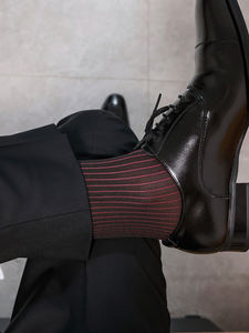 <span class=keywords><strong>Nuit</strong></span> vin rouge rayé costume bas hommes <span class=keywords><strong>chaussettes</strong></span> formelles messieurs affaires confortable mi-longueur Tube nouveau respirant - Product Image 5
