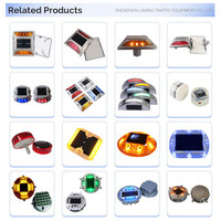 Marqueurs de route à énergie solaire clignotants Led Stud Lights Cat Eye Road Stud Traffic Road Signals