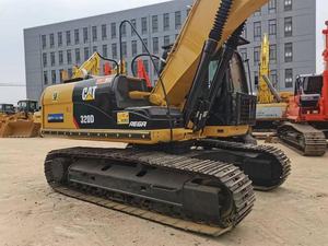 รถขุดมือสอง Caterpillar Cat 320 ของแท้จากญี่ปุ่น พร้อมปั๊ม, บุ้งกี๋, ตัวเชื่อมต่อแบบเร็ว และหัวเจาะ - Product Image 4