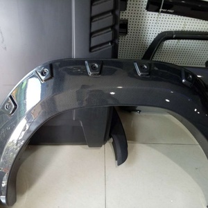 Arcos de Lujo Negros para Autos T7/T8, Fabricados con ABS de Alta Calidad y Cinta 3M, con 1 Año de Garantía - Product Image 4