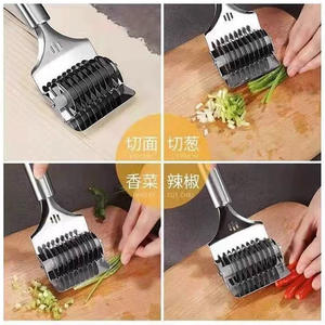 Stainless Steel Noodle Cutter <b>Pasta</b> <b>Tool</b> 410 Steel Manual Roller Kitchen Gadget For Cutting Noodles Cilantro Scallion - Product Image 2