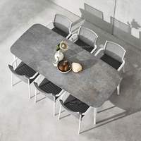 Ensemble de mobilier d'extérieur moderne et durable pour balcon, hôtel, salle à manger : table et chaises en aluminium, corde et teck