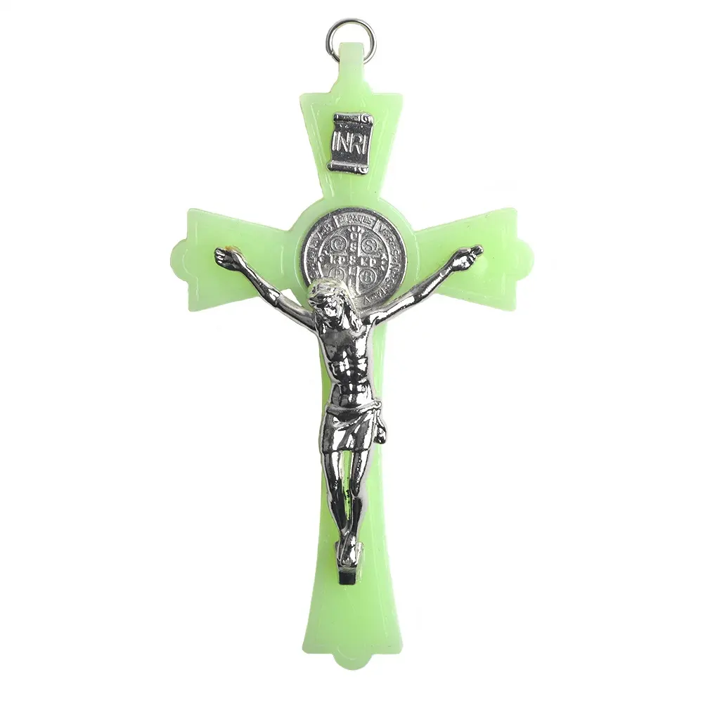 Jesus Kruisbeeld 130mm Groene Lichtgevende Plastic Benedictus Kerk Muur Rozenkrans Kruis Hanger