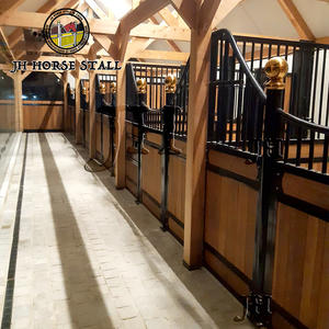 ระบบคอกม้าไม้ไผ่แบบกำหนดเอง แผงด้านหน้าคอกม้าสไตล์ยุโรปที่ทนทาน ประตูบานสวิงปรับแต่งได้ - Product Image 5