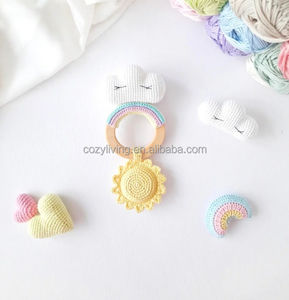 Ins Venta caliente mano ganchillo nube Animal sonajeros <span class=keywords><strong>Amigurumi</strong></span> estrella y <span class=keywords><strong>Luna</strong></span> estilo niños sonajero juguetes hilo de algodón seguridad para bebé - Product Image 5
