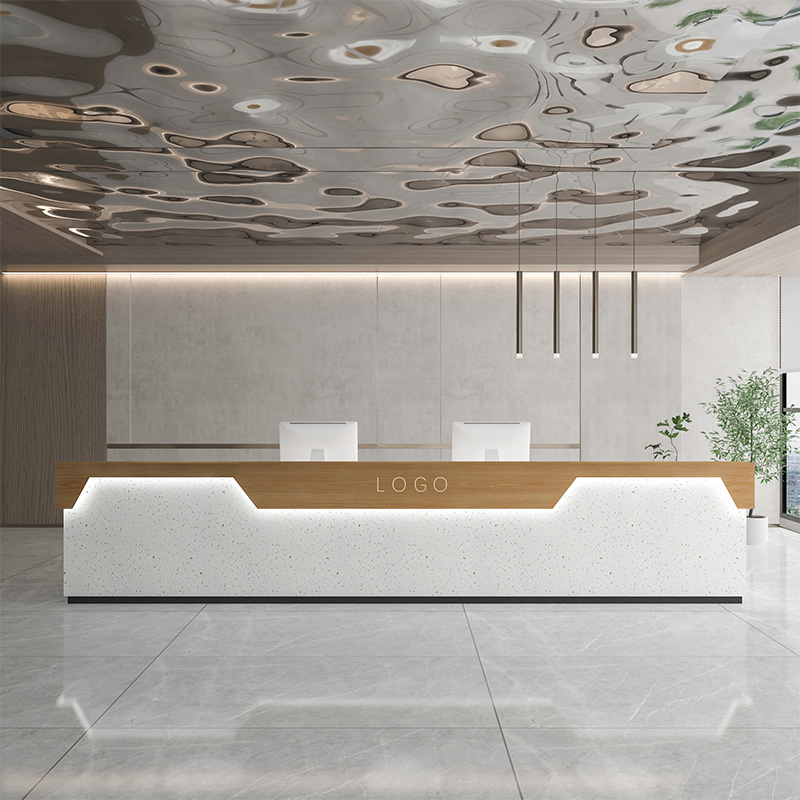 Couleur bois + terrazzo (double plan de travail)