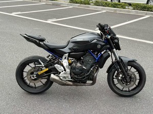 La <span class=keywords><strong>moto</strong></span> de rue d'<span class=keywords><strong>occasion</strong></span> Mt07 est équipée d'un moteur bicylindre Yamaha de 700 cm3 - Product Image 1