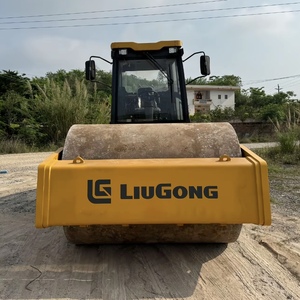 Hefon Roulleuse vibrante SANY S260 d'occasion, excellente qualité, prix bas, en stock, avec licence EPA et CE disponible, pompe incluse - Product Image 6