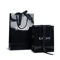 High-quality design lingerie paper bag In Many Fun Patterns