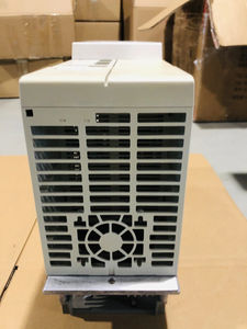 Produit d'origine authentique neuf, système CNC, pilote MDS-C1-<span class=keywords><strong>CV</strong></span>-185, garantie d'un an - Product Image 4