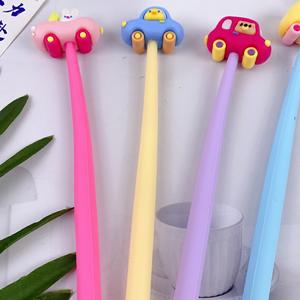 Edición limitada Cute Cartoon Animal Bus Shaker Pen New Heart Flower Gel Pen 0,5mm Ancho de escritura Material de silicona Pluma de firma - Product Image 5