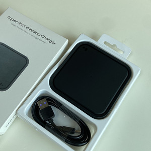 <span class=keywords><strong>Cargador</strong></span> Inalámbrico Superrápido <span class=keywords><strong>para</strong></span> <span class=keywords><strong>Samsung</strong></span>, Hecho en Vietnam, 15W, Plataforma de Carga Rápida <span class=keywords><strong>para</strong></span> <span class=keywords><strong>Samsung</strong></span> S23 <span class=keywords><strong>Ultra</strong></span> <span class=keywords><strong>Note</strong></span> <span class=keywords><strong>20</strong></span> - Product Image 6