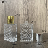 Flacon en verre transparent de luxe pour huile essentielle cosmétique, flacon vide en verre de 50 ml et 100 ml avec couvercle doré pour l'emballage de parfum