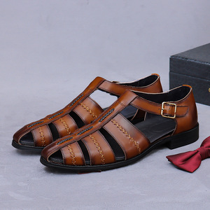 Sandales d'été classiques rétro en cuir de vache véritable pour hommes, antidérapantes, à bout fermé, avec fermoir et découpes, style décontracté chic - Product Image 5