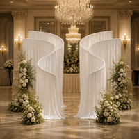 Support de toile de fond de mariage en forme de S, portable et détachable, en métal, avec draperies, pour décorations d'événements modernes et expositions (vente en gros)