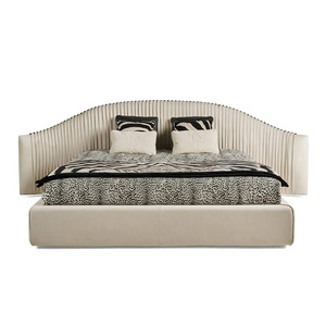 Итальянская дизайнерская двуспальная кровать класса люкс из натуральной кожи с широким изголовьем, плиссировкой и регулировкой, с каркасом из дуба - Product Image 1