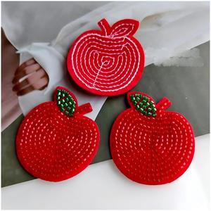 Patch de créateur pour femmes, motif fraises, design coloré et original, personnalisable, rétro, haute qualité, pour fêtes - Product Image 4