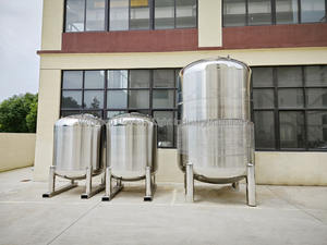 <span class=keywords><strong>Serbatoio</strong></span> in acciaio inox per uso alimentare da 1000 <span class=keywords><strong>litri</strong></span>, 2000 L e <span class=keywords><strong>5000</strong></span> L <span class=keywords><strong>serbatoio</strong></span> per <span class=keywords><strong>acqua</strong></span> - Product Image 4