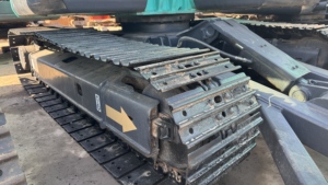 รถขุดไฮดรอลิก Kobelco 70SR มือสองจากญี่ปุ่น ขนาด 7 ตัน พร้อมเครื่องยนต์และมอเตอร์เดิมๆ คุณภาพสูง ขายพร้อมใบรับรอง EPA และ CE - Product Image 4