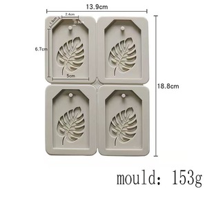 <span class=keywords><strong>Moule</strong></span> en <span class=keywords><strong>silicone</strong></span> à <span class=keywords><strong>4</strong></span> cavités en forme de feuille de Monstera pour cire aromatique, résine, étiquettes et décoration de gâteaux - Product Image 3