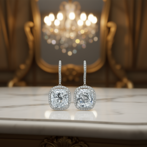 Orecchini Tiffany & Co. con Diamanti in Oro Bianco, Taglio Cushion, Colore D, Naturali Certificati GIA, Gioielli Classici da Matrimonio per Donna - Product Image 2