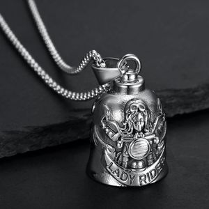 Collier avec pendentif cloche en acier inoxydable pour femme, cadeau pour motardes, chaîne de 3 mm, 60 cm - Product Image 1