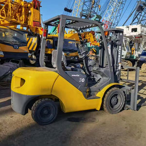 Chariot élévateur diesel d'occasion TCM FD30 de 3 tonnes importé du Japon, petit chariot élévateur mini pour usage commercial - Product Image 1