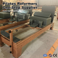 Premium-Qualität Schwarznuss-Holz Pilates Reformer Stabiles Verstellbares Massivholz-Kernbett für Luxuriöses Heim-Fitness-Training