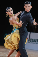 Robe de danse latine Vennystyle Jaune avec strass et sequins Design jupe évasée large Une pièce Costume de performance pour examen d'art